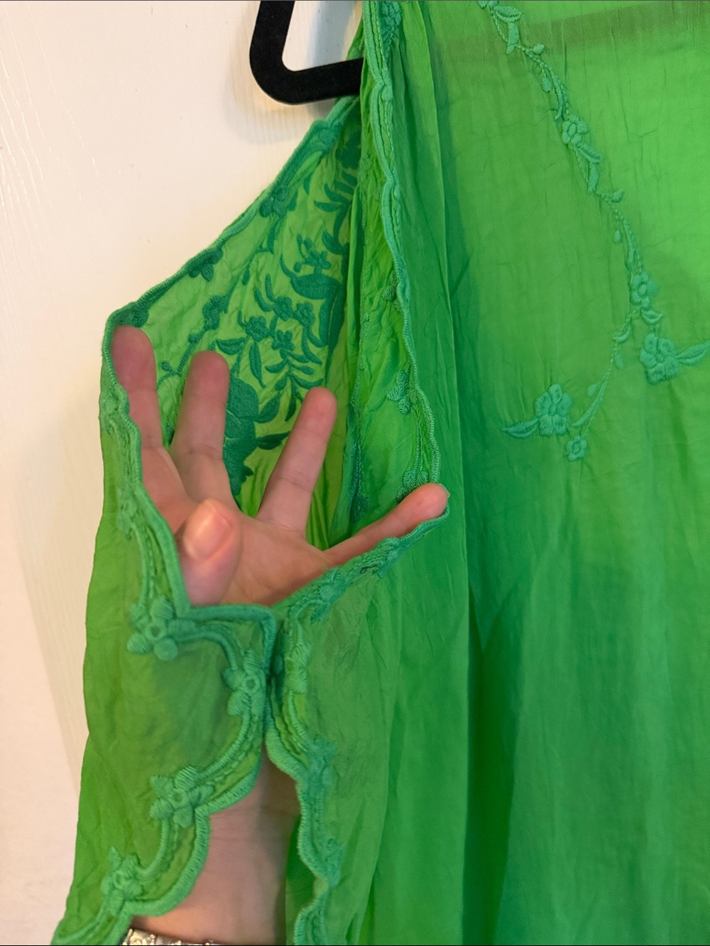 Johnny Was Bright Green Embroidered V-Neck Tunic - Picture 4 of 4